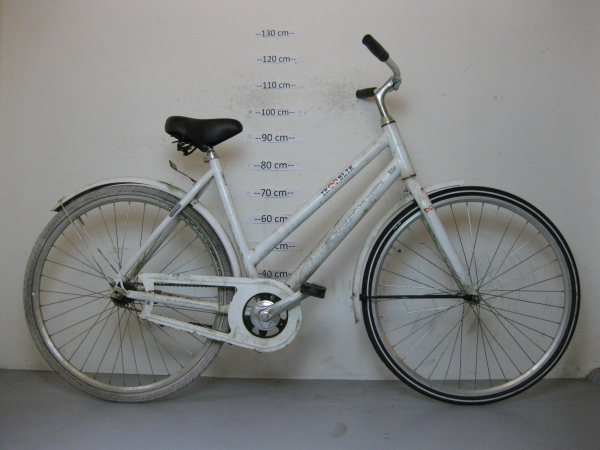 Witte damesfiets