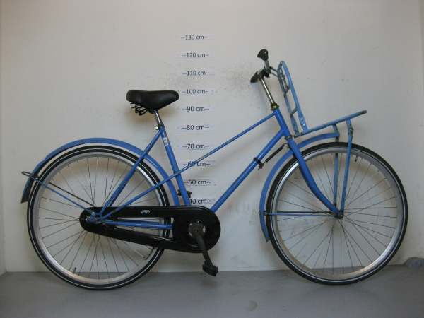 Blauwe damesfiets